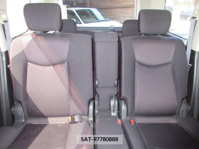 Nissan SERENA 2011-10 373256-24