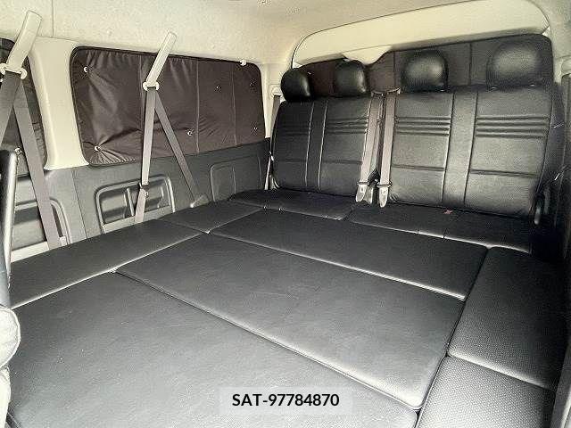 Toyota HIACE WAGON 2019-04 382496-5