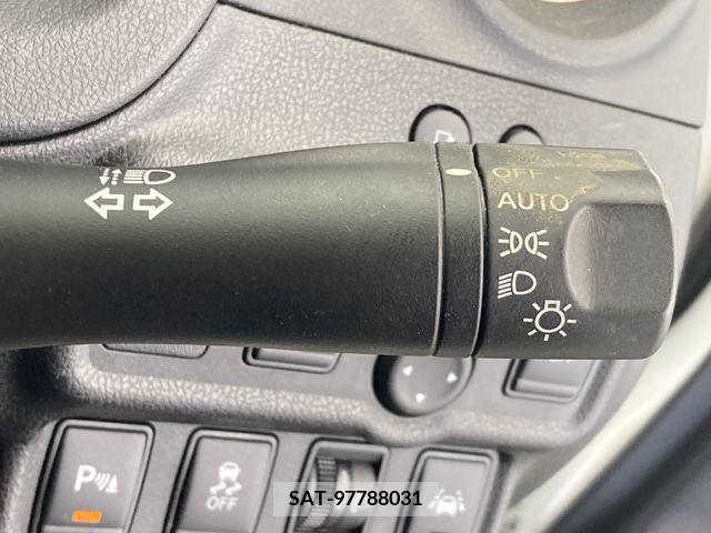 Nissan NOTE 2020-06 365366-24