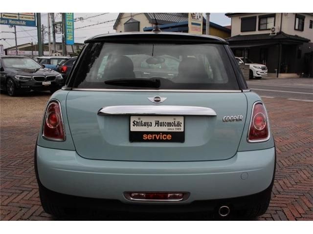 Bmw MINI 2011-04 17428-4