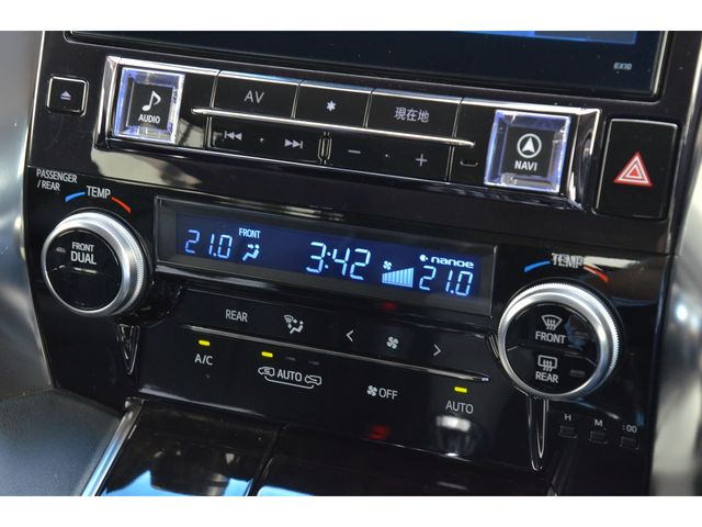 Toyota VELLFIRE 2015-06 23998-11
