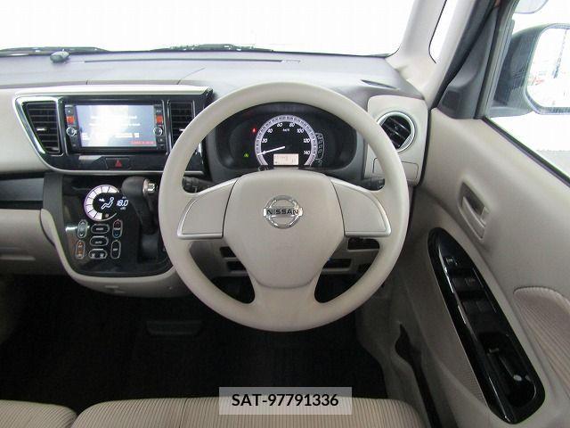 Nissan ROOX 2015-06 323779-13