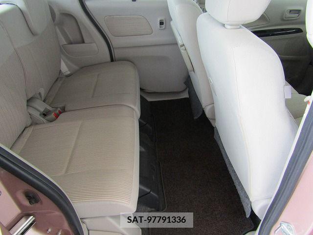 Nissan ROOX 2015-06 323779-9