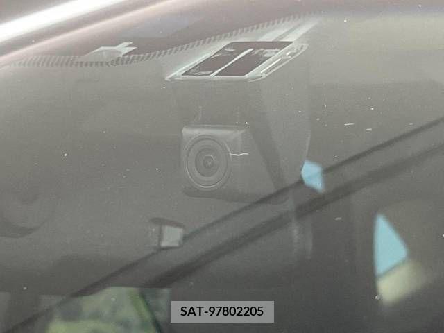 Lexus NX 2019-03 300551-6