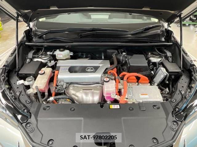 Lexus NX 2019-03 300551-17