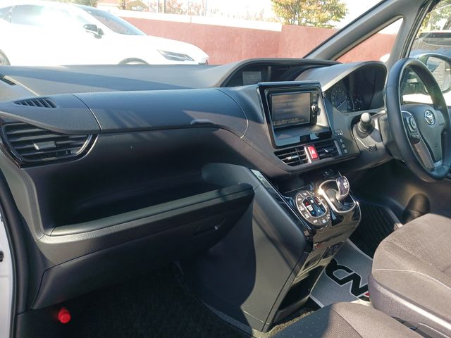 Toyota NOAH HYBRID 2017-12 17140-24