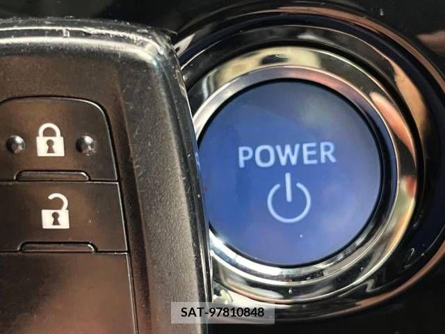 Toyota PRIUS 2018-05 339278-4