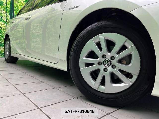 Toyota PRIUS 2018-05 339278-13