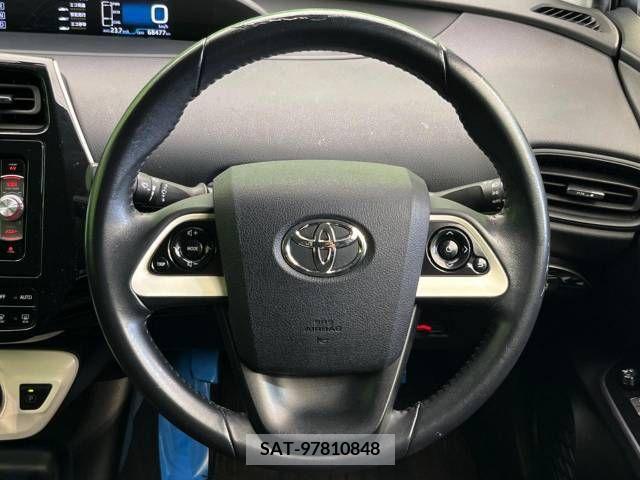 Toyota PRIUS 2018-05 339278-11