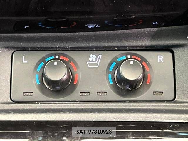 Toyota ALPHARD 2021-08 341959-6