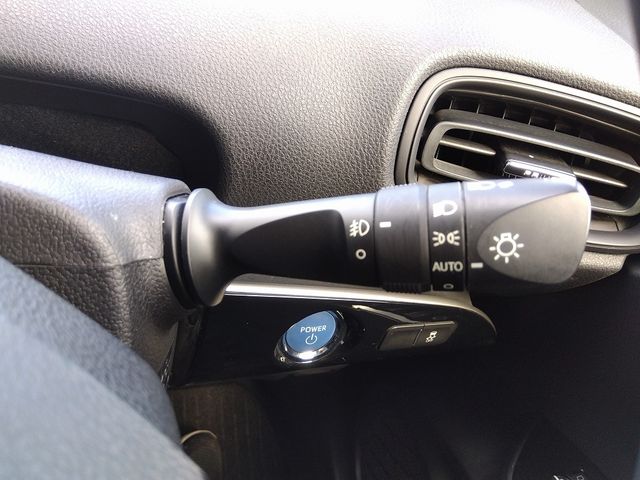 Toyota PRIUS 2018-11 29256-26