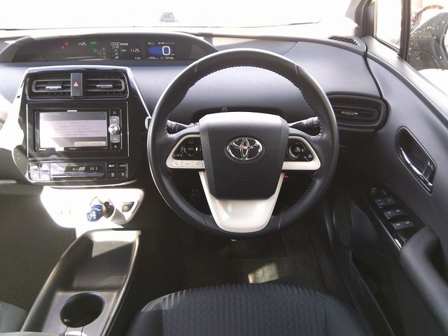 Toyota PRIUS 2018-11 29256-3