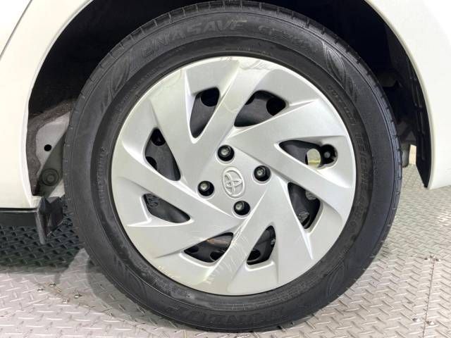 Toyota AQUA 2018-10 14218-13