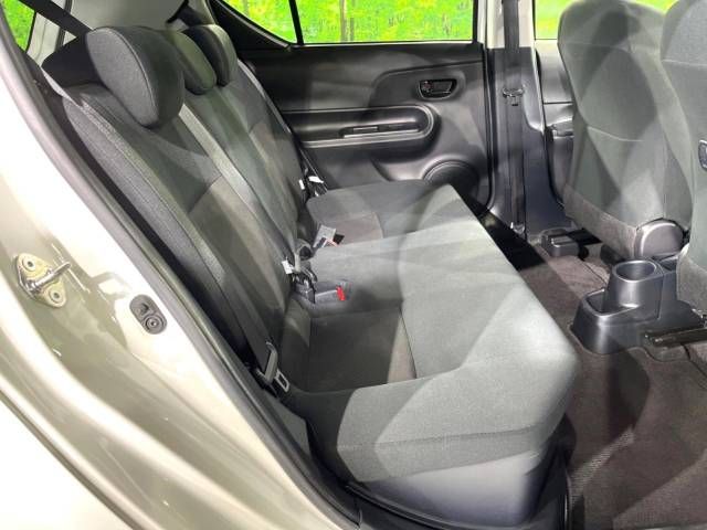 Toyota AQUA 2018-10 14218-9