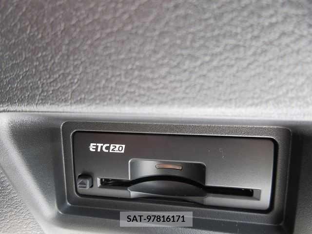 Nissan SERENA 2024-03 284312-10