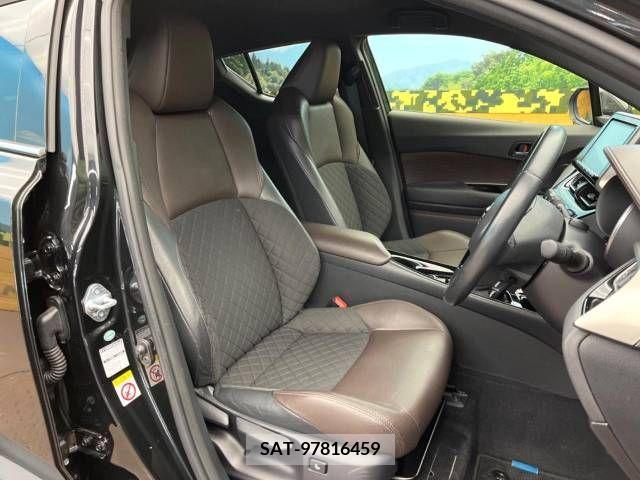 Toyota C-HR 2017-04 322974-8