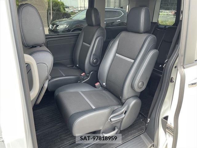 Honda STEP WGN 2021-06 233485-23