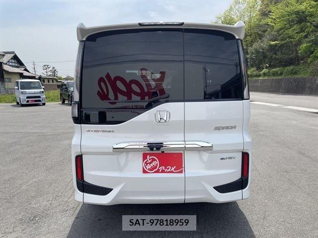 Honda STEP WGN 2021-06 233485-5