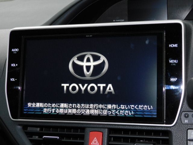 Toyota VOXY HYBRID 2018-11 183163-11