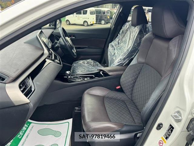 Toyota C-HR 2018-01 206021-2