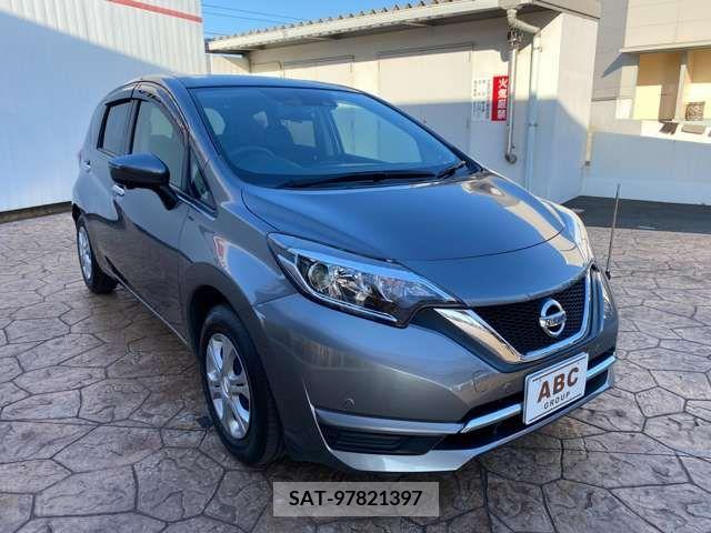 Nissan NOTE 2018-05 223707-8