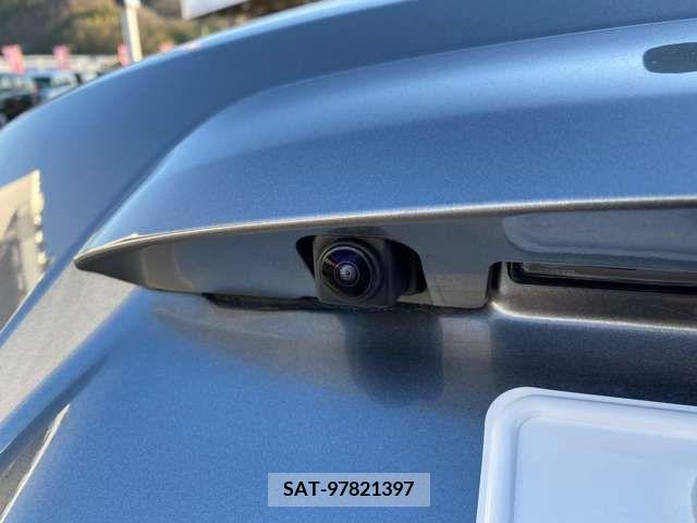 Nissan NOTE 2018-05 223707-13