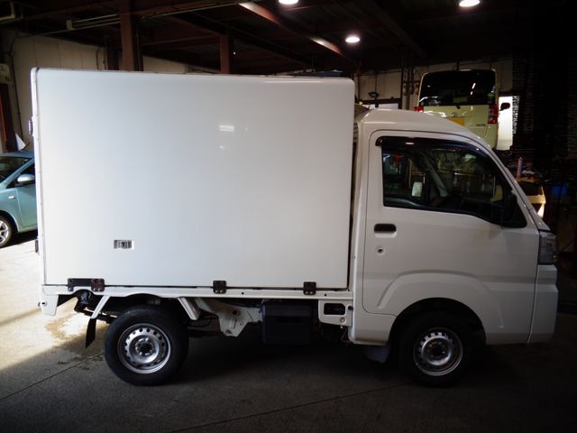 Daihatsu HIJET TRUCK 2018-02 13489-8