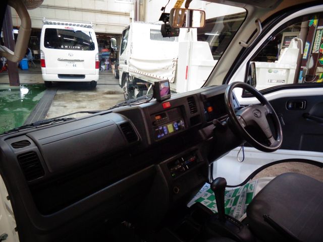 Daihatsu HIJET TRUCK 2018-02 13489-10