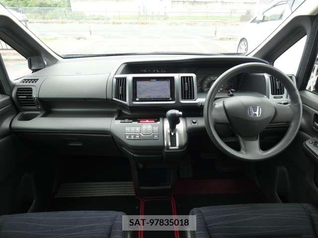 Honda STEP WGN 2011-01 368774-1