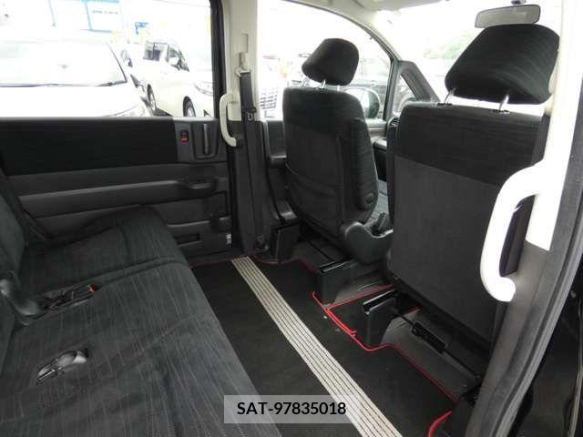 Honda STEP WGN 2011-01 368774-23