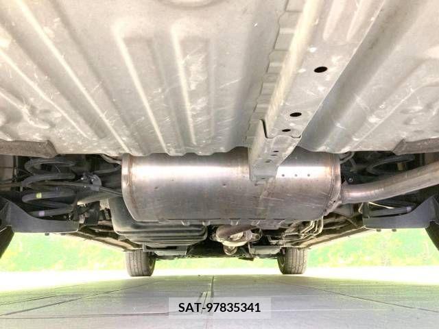 Toyota ESTIMA 2017-06 297363-19