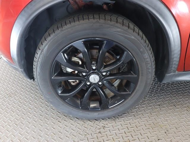 Nissan JUKE 2016-10 8225-27