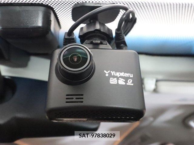 Toyota VELLFIRE 2013-10 385395-18