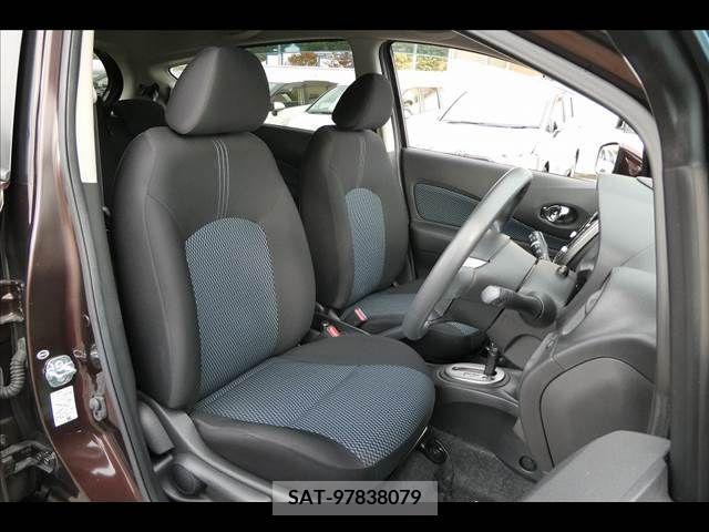 Nissan NOTE 2016-10 208496-8