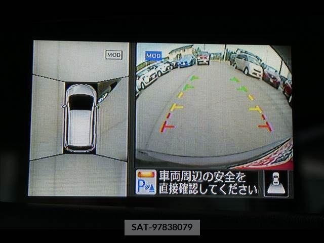 Nissan NOTE 2016-10 208496-6