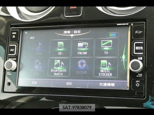 Nissan NOTE 2016-10 208496-4