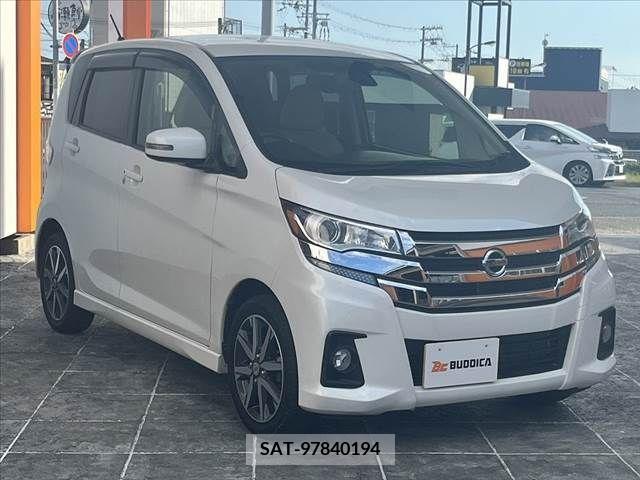 Nissan DAYZ 2017-11 359010-8