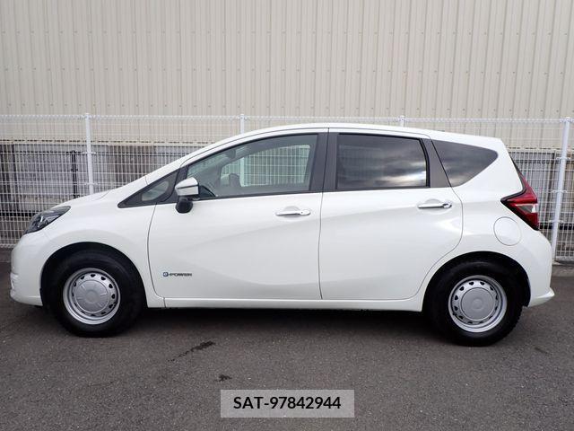 Nissan NOTE 2019-02 305453-3