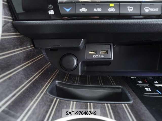Lexus RX 2020-03 275789-15