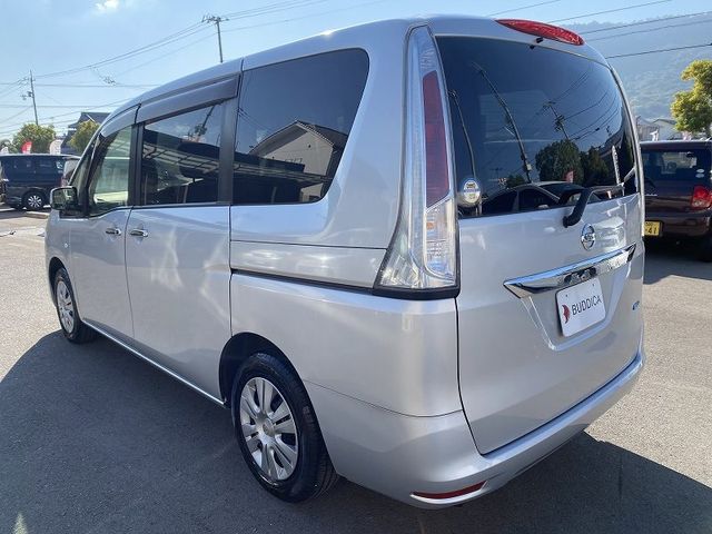 Nissan SERENA 2011-09 180888-8