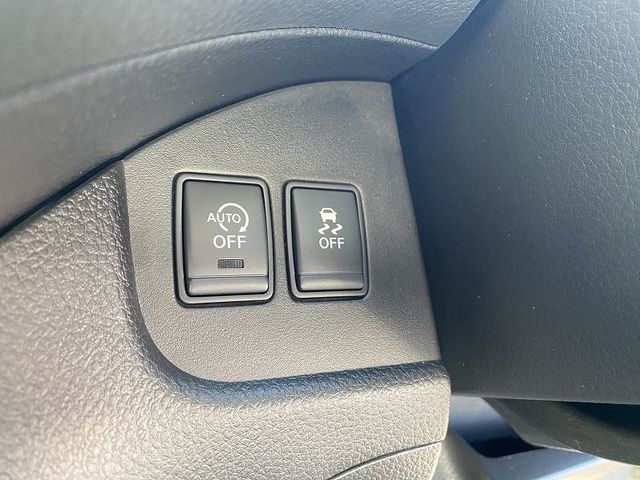 Nissan SERENA 2011-09 180888-21