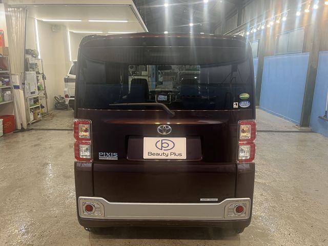 Toyota Pixis Mega 2015-12 25294-2
