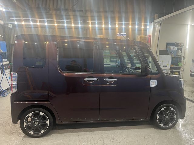 Toyota Pixis Mega 2015-12 25294-5