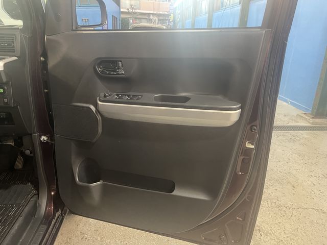 Toyota Pixis Mega 2015-12 25294-26