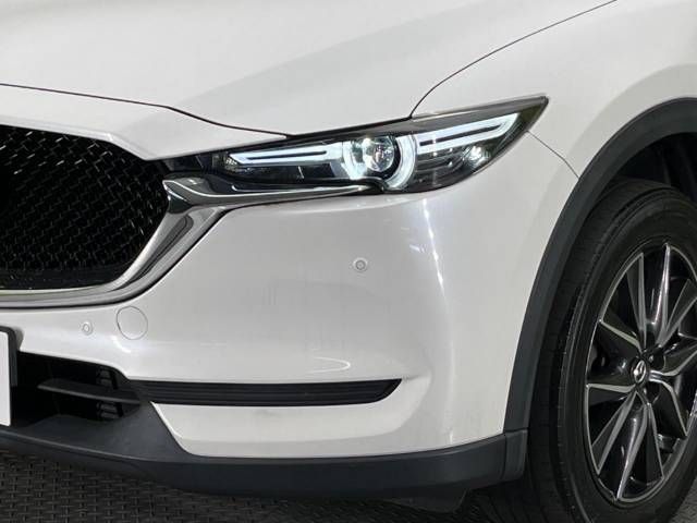Mazda CX-5 2018-05 23831-12