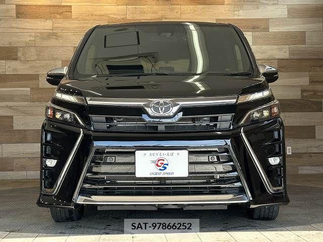 Toyota VOXY 2020-10 225390-16
