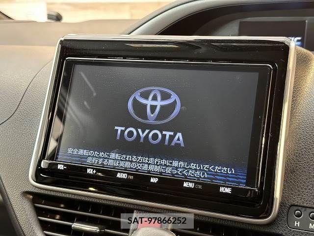 Toyota VOXY 2020-10 225390-2