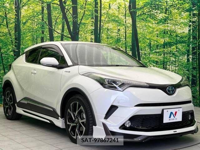 Toyota C-HR 2017-05 216644-17