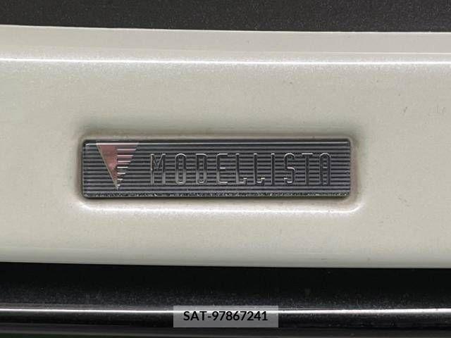 Toyota C-HR 2017-05 216644-3