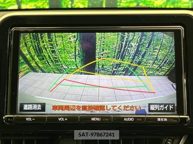 Toyota C-HR 2017-05 216644-4